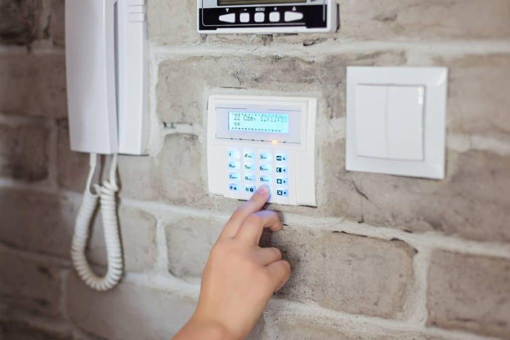 Sécurité à la maison : 5 éléments indispensables pour tout protéger