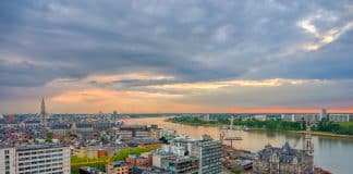 ZFE en Belgique : rouler à Bruxelles, Anvers et Gand avec une voiture française Routes en Belgique